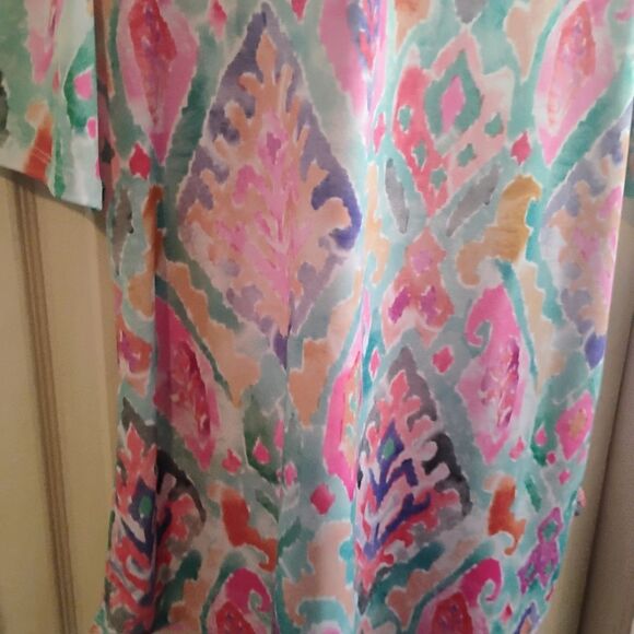 Pink and Blue Boxy Tunic with Three-Quarter Sleeves - Picture 9 of 13